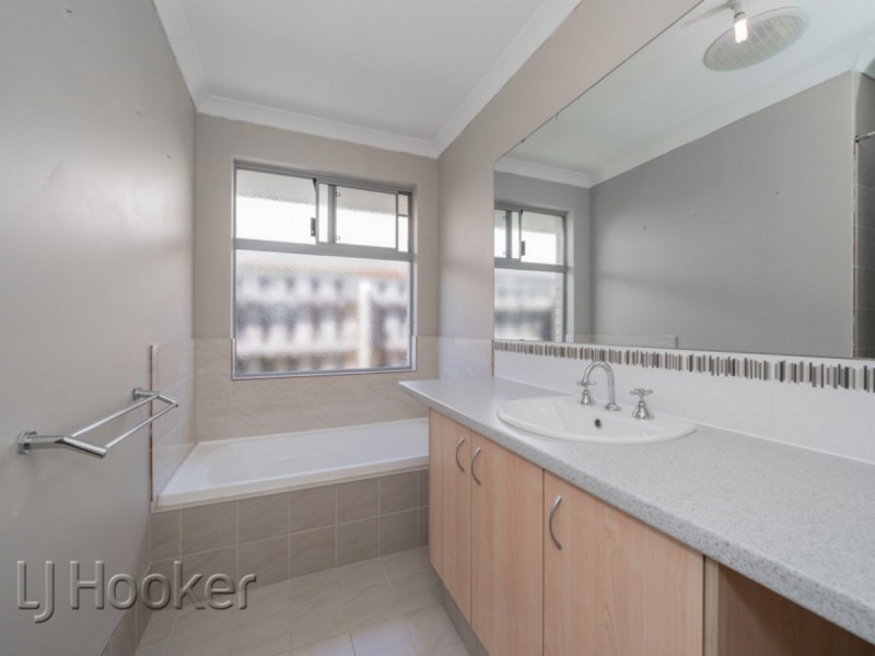 41 Dalgarup Way, Ellenbrook WA 6069