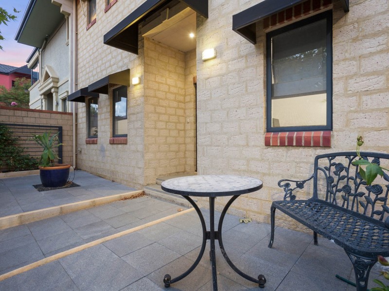 16 Victory Terrace, East Perth WA 6004