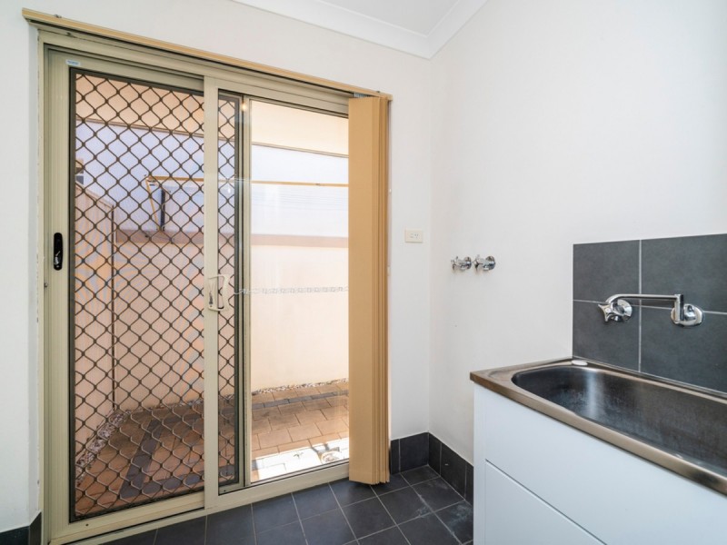 2/17-19 Hehir Street, Belmont WA 6104