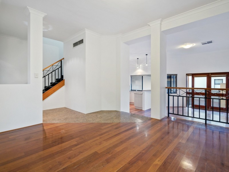 47B Trafalgar Road, East Perth WA 6004