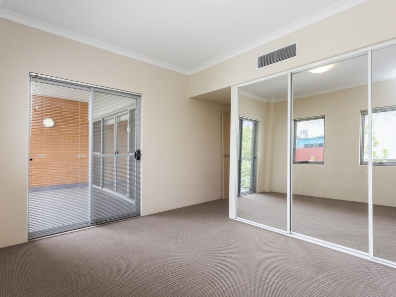 17/32 Fielder Street, East Perth WA 6004