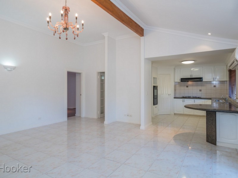 30 Waterside Crescent, Gwelup WA 6018