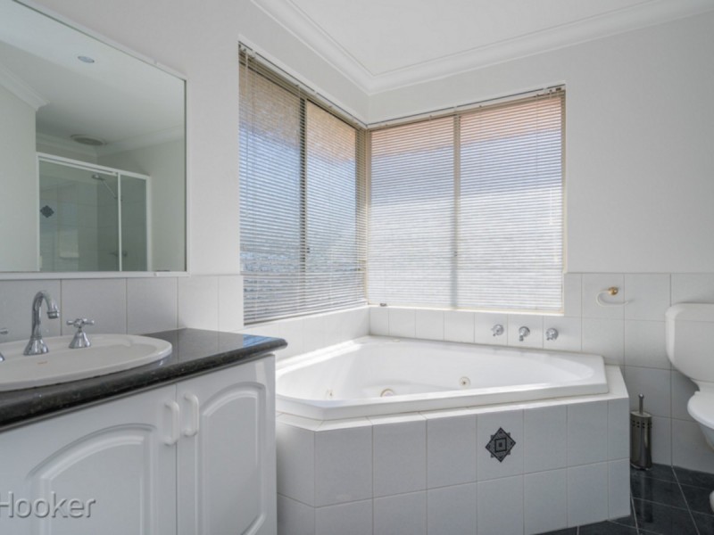 30 Waterside Crescent, Gwelup WA 6018