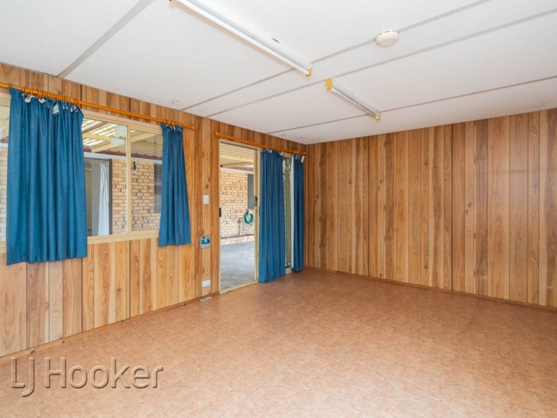 15 Kingston Place, Midland WA 6056