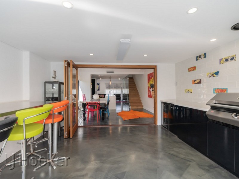 24 Kensington Street, East Perth WA 6004