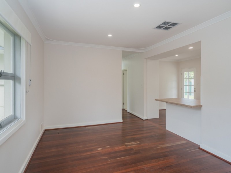27 Wendron Street, Cloverdale WA 6105