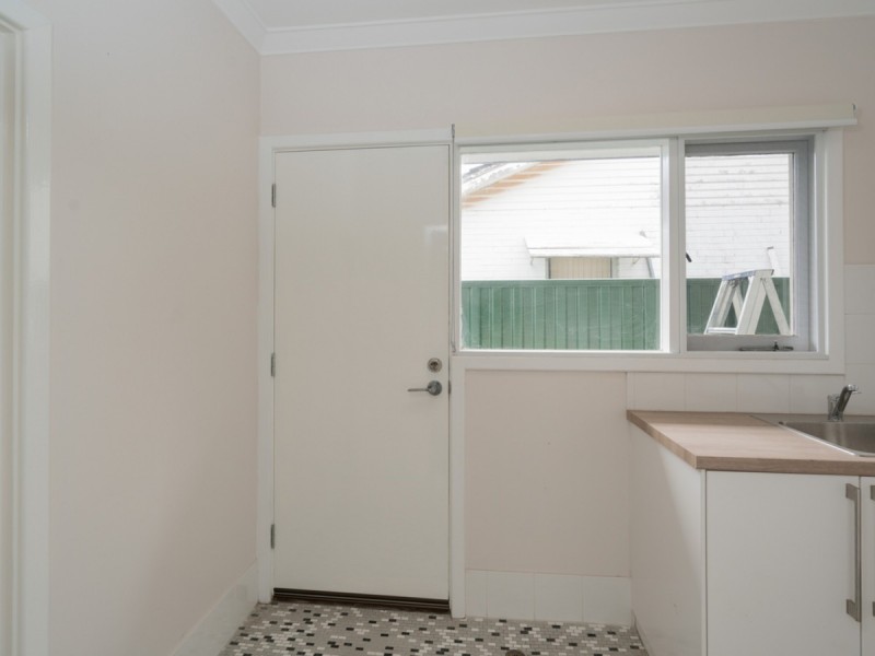27 Wendron Street, Cloverdale WA 6105