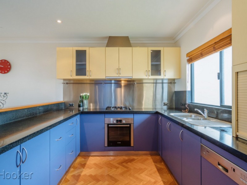 37 Trafalgar Road, East Perth WA 6004