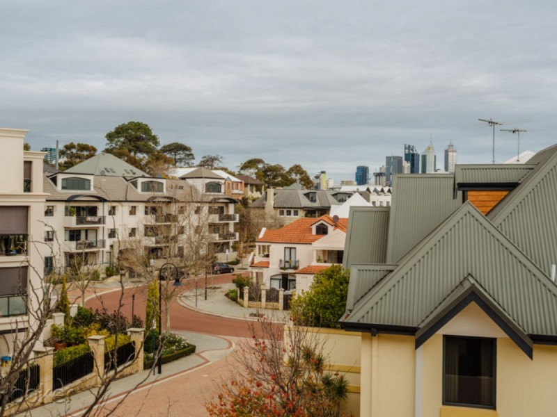 37 Trafalgar Road, East Perth WA 6004