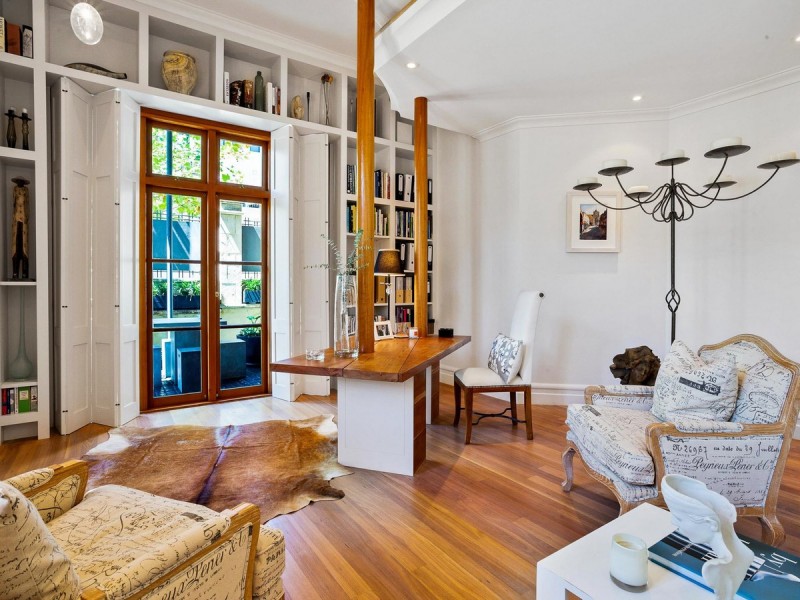 4 Haig Park Circle, East Perth WA 6004