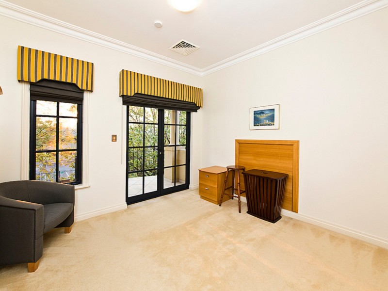 8 Victory Terrace, East Perth WA 6004