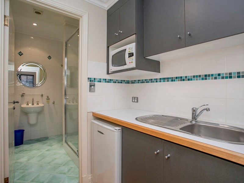 8 Victory Terrace, East Perth WA 6004