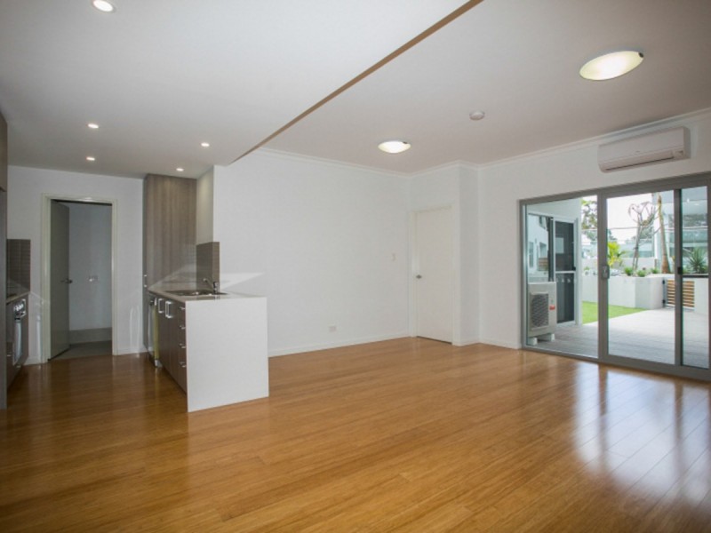 11/2 Rowe Avenue, Rivervale WA 6103