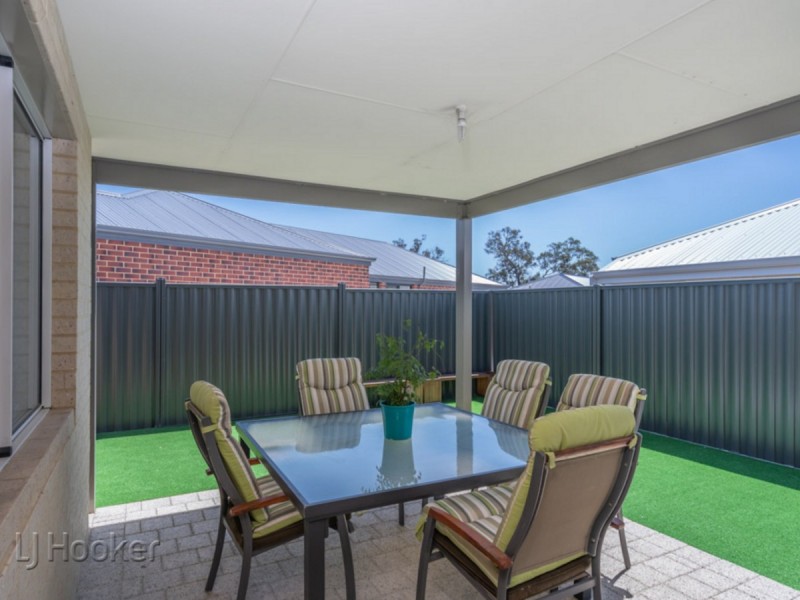 32 Vidalia Drive, Aveley WA 6069