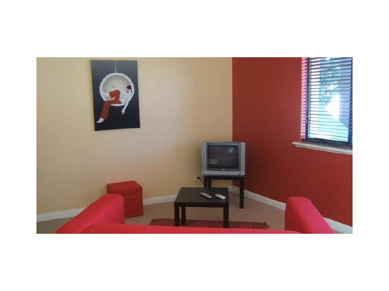 1/28 Bronte Street, East Perth WA 6004