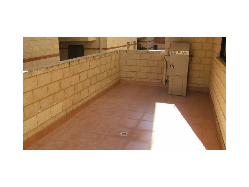 1/28 Bronte Street, East Perth WA 6004