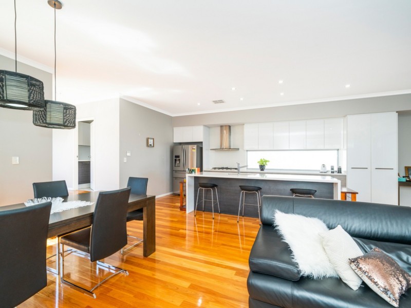 94a St Kilda Road, Rivervale WA 6103