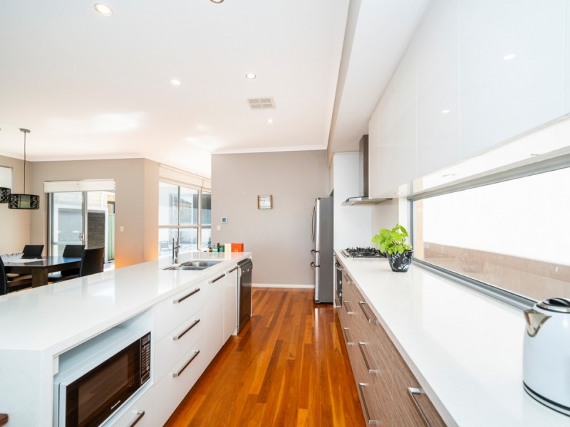 94a St Kilda Road, Rivervale WA 6103