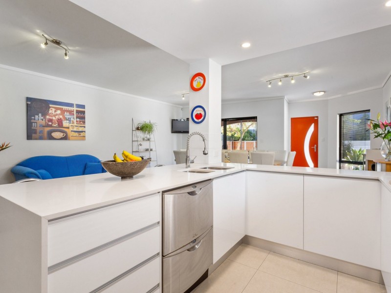 44 Tully Road, East Perth WA 6004