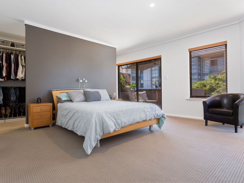 44 Tully Road, East Perth WA 6004
