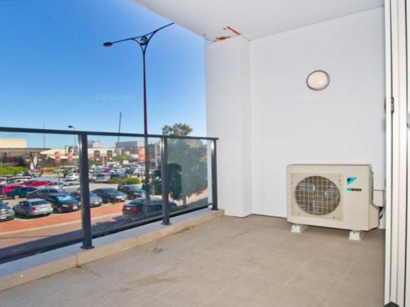 101/18 Cecil Avenue, Cannington WA 6107