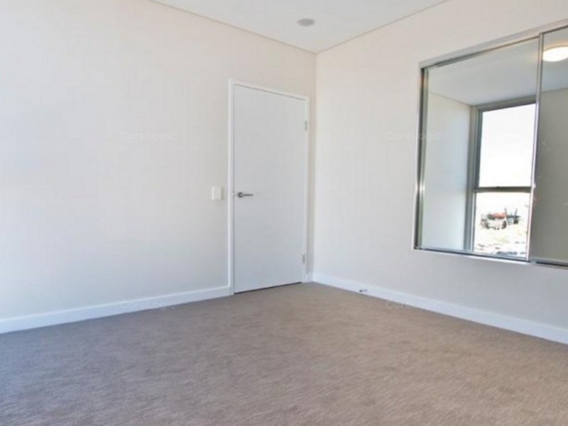 101/18 Cecil Avenue, Cannington WA 6107