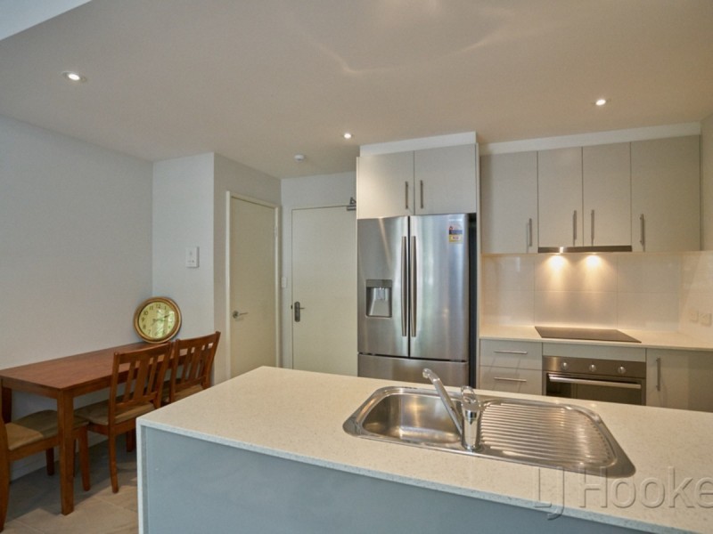 4/180 Stirling Street, Perth WA 6000