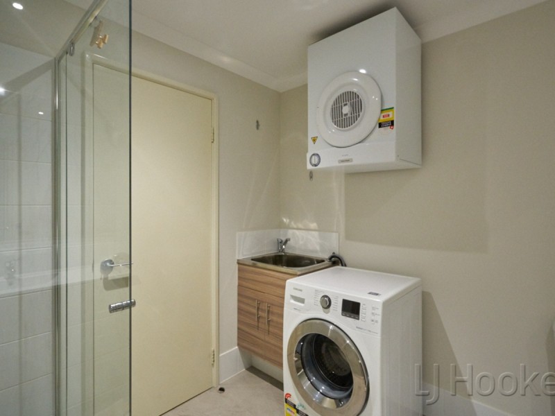 4/180 Stirling Street, Perth WA 6000