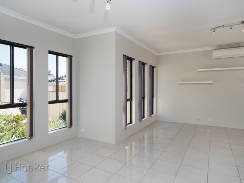 4/23 Penrith Place, Balga WA 6061