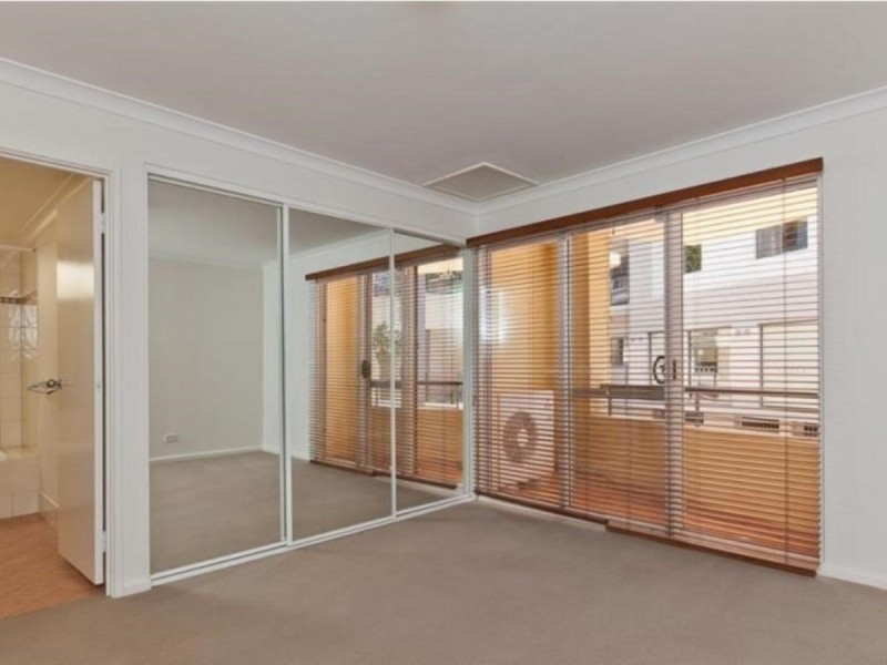 1/29 Eastbrook Terrace, East Perth WA 6004