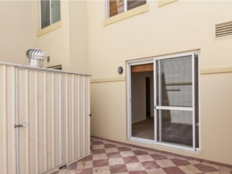 1/29 Eastbrook Terrace, East Perth WA 6004
