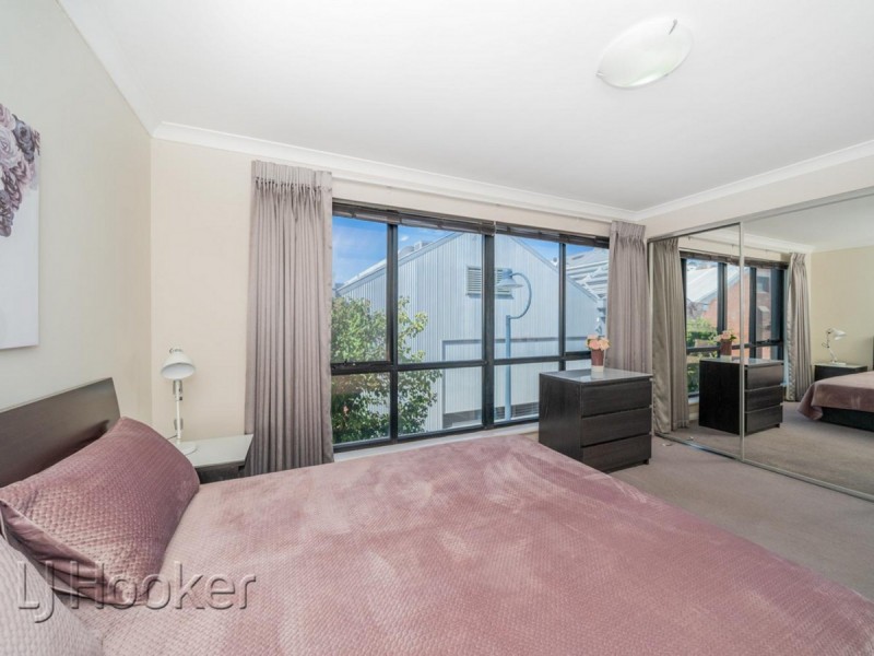 18 Boans Lane, East Perth WA 6004