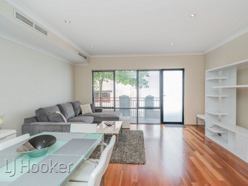 18 Boans Lane, East Perth WA 6004