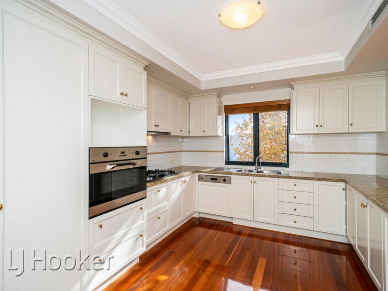 10/35 Haig Park Circle, East Perth WA 6004