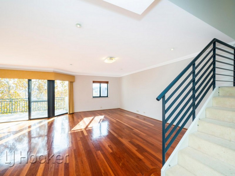 10/35 Haig Park Circle, East Perth WA 6004