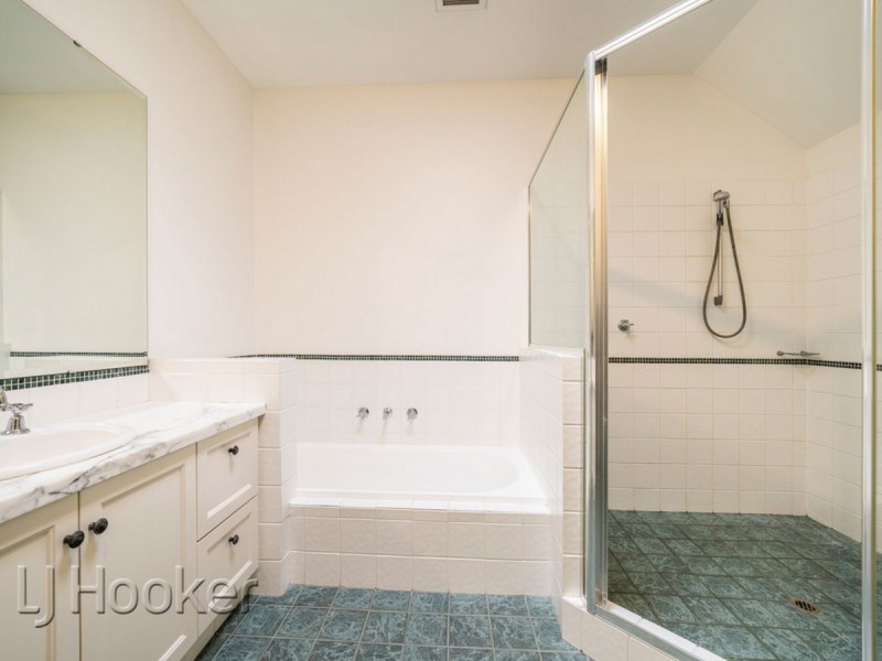 10/35 Haig Park Circle, East Perth WA 6004