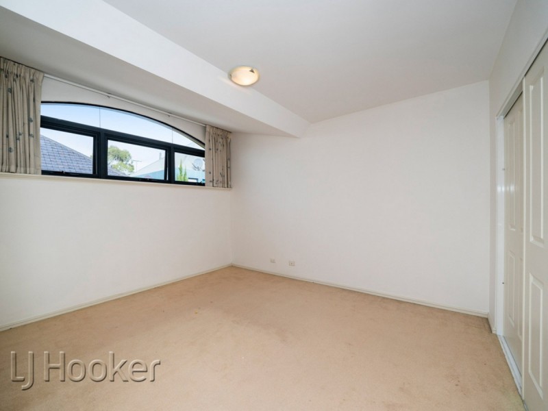 10/35 Haig Park Circle, East Perth WA 6004