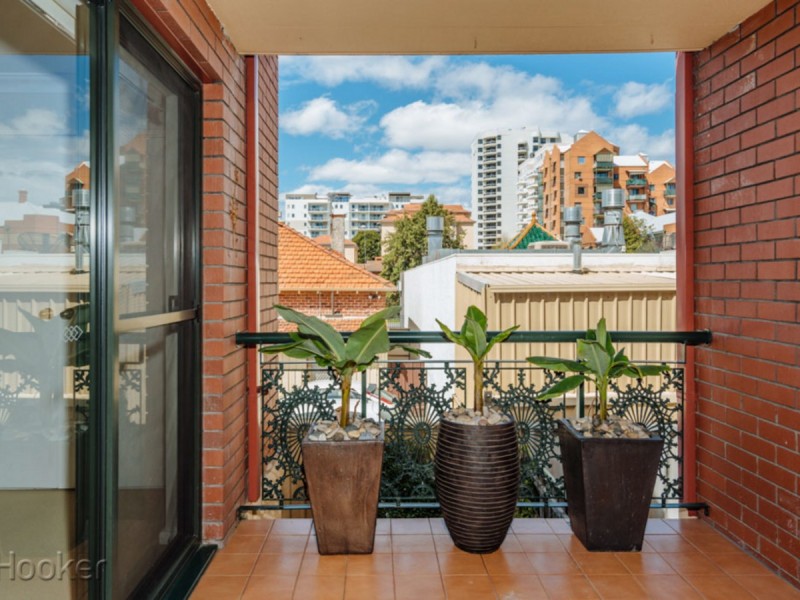 34/99-105 Wellington Street, East Perth WA 6004