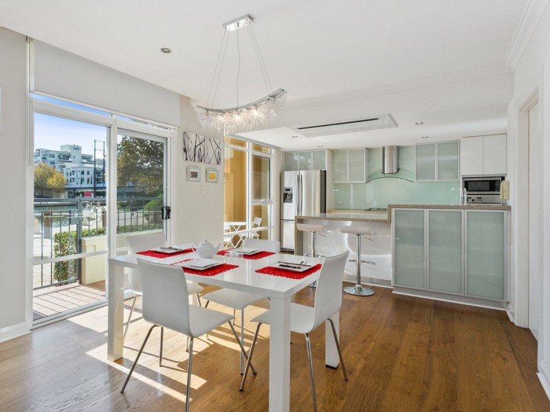 1/20 Royal Street, East Perth WA 6004