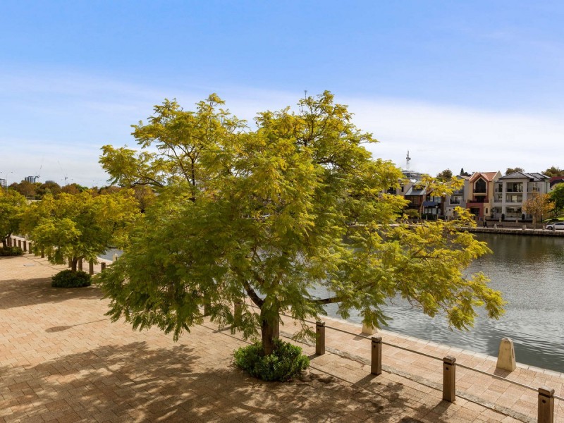 1/20 Royal Street, East Perth WA 6004