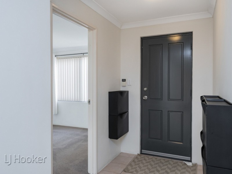 18 Eldridge Grove, Cannington WA 6107