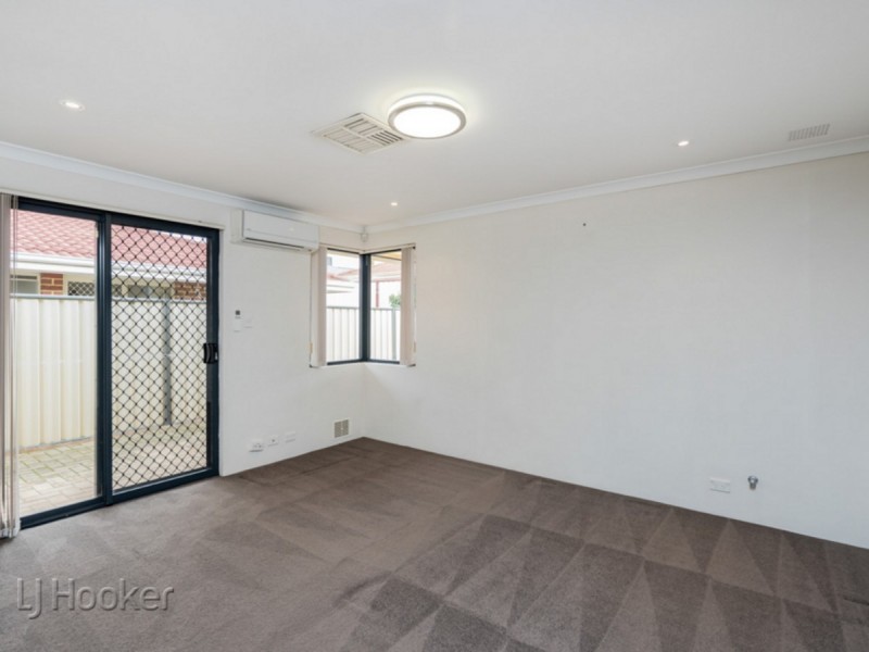 18 Eldridge Grove, Cannington WA 6107