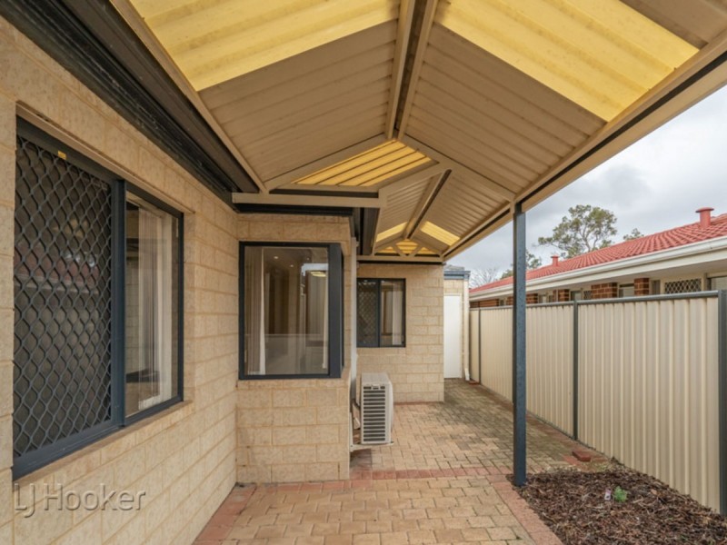 18 Eldridge Grove, Cannington WA 6107
