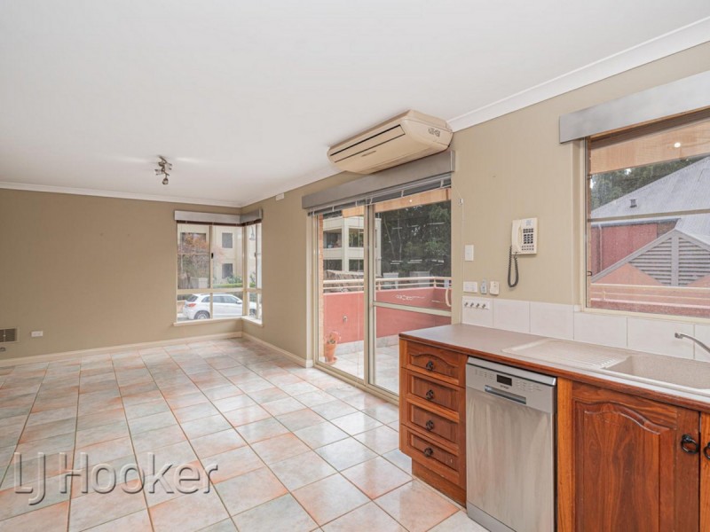 22 Constitution Street, East Perth WA 6004