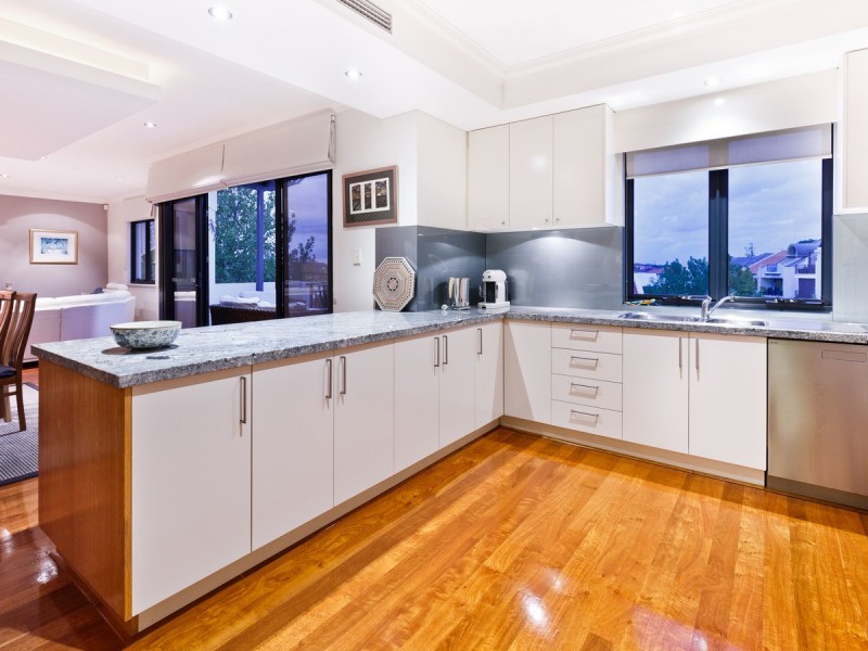 11/35 Haig Park Circle, East Perth WA 6004