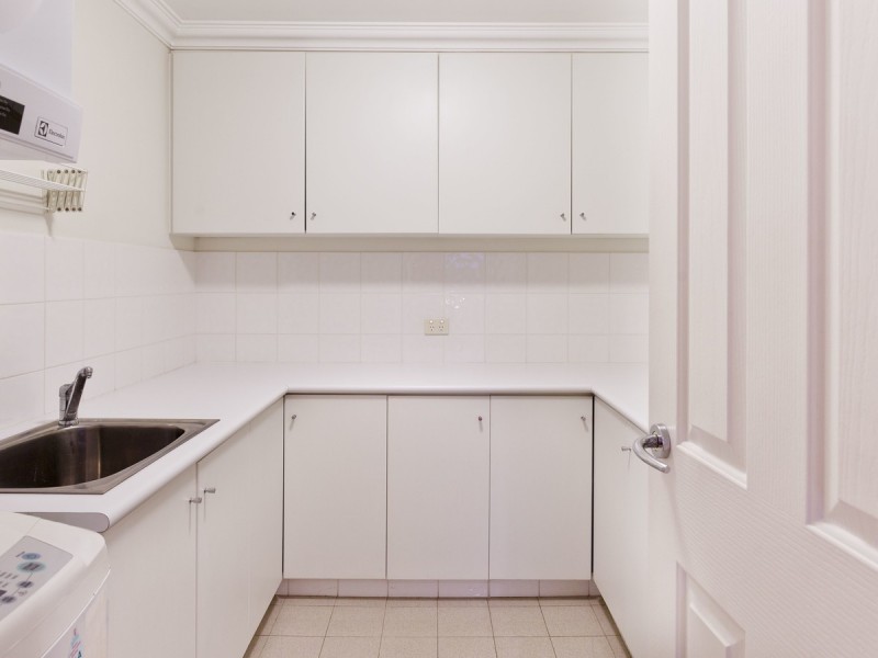 11/35 Haig Park Circle, East Perth WA 6004