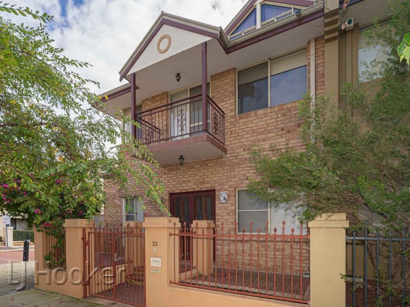 22 Constitution Street, East Perth WA 6004
