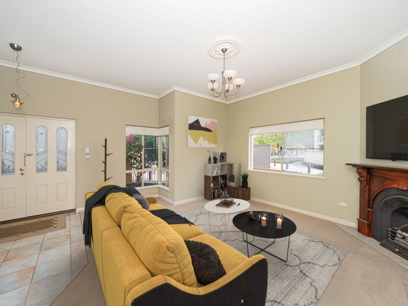 22 Constitution Street, East Perth WA 6004