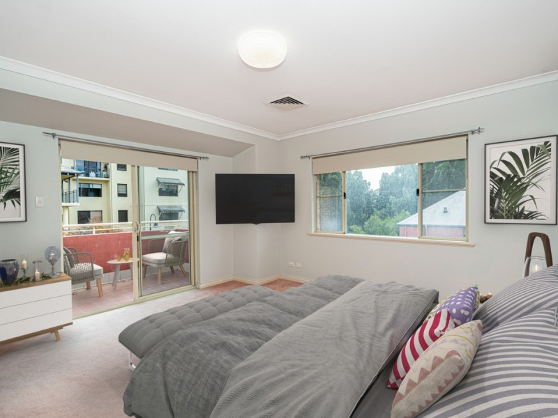 22 Constitution Street, East Perth WA 6004