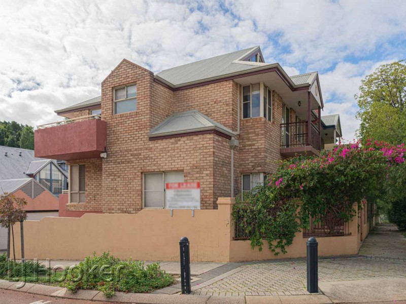 22 Constitution Street, East Perth WA 6004